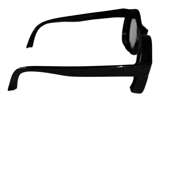 Vintage Bollé Stylish Black Round Sunglasses - Picture 3 of 7